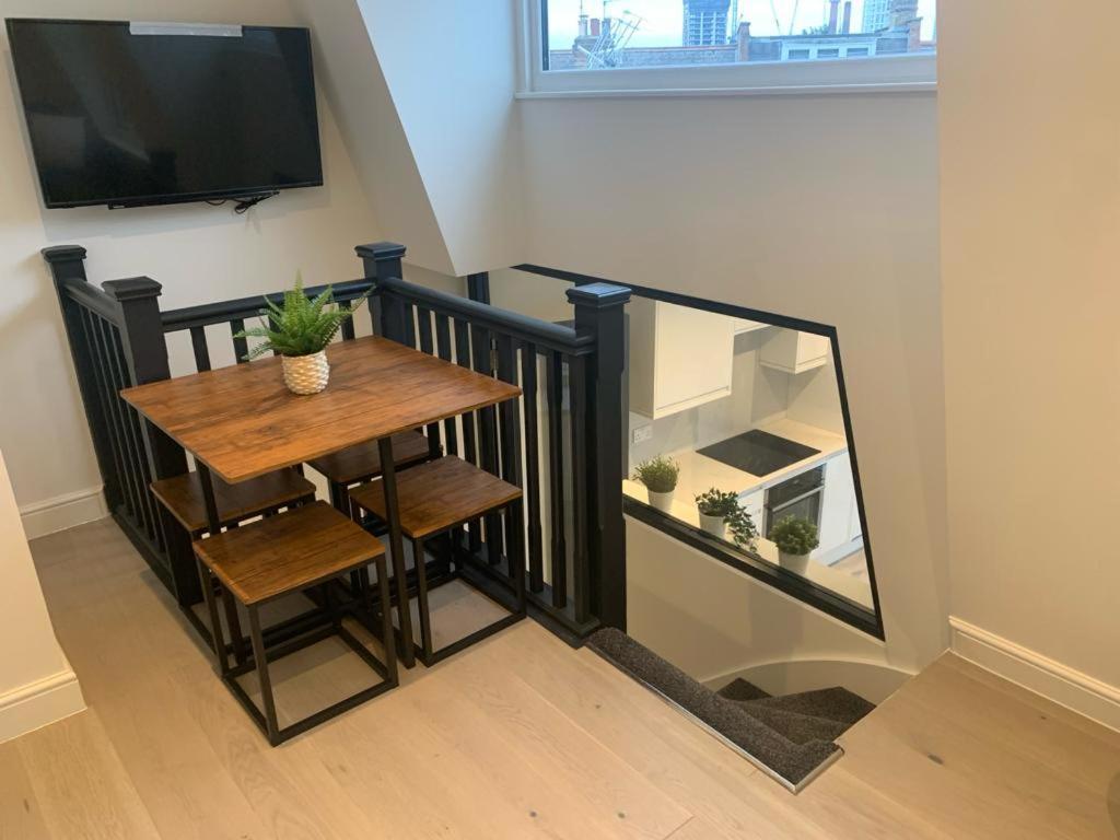 One Bedroom Apartment Лондон Екстер'єр фото